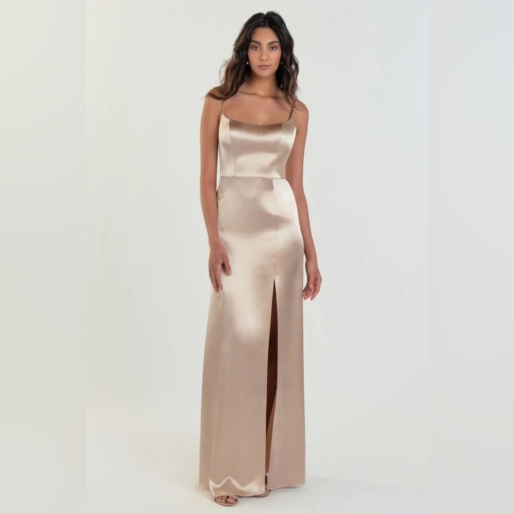 Jenny Yoo Chase Pale Gold Satin Back Crepe Size 2, worn once
